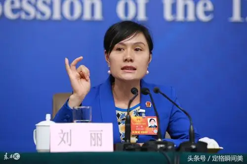 刘丽在厦门洗脚打工时曾捐助过一个贫困学生.