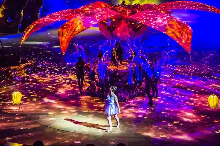 去西双版纳过大年,一定不可错过来傣秀看一场世界顶级大秀