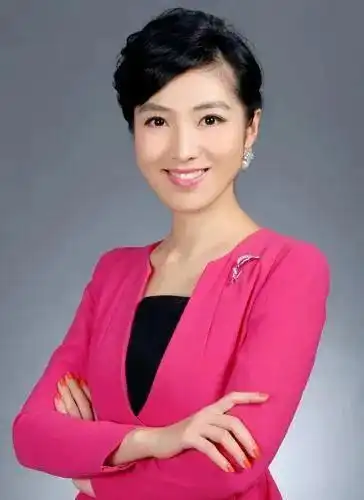 上海美女主持人何卿你还有印象吗