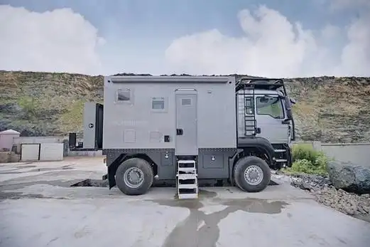 重汽曼恩44越野房车全新发布178万起