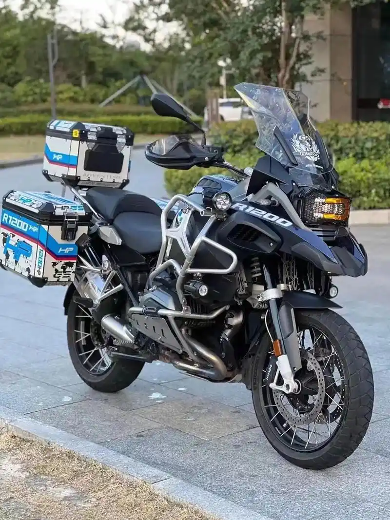 2017年差支烟 宝马r1200gs - 抖音