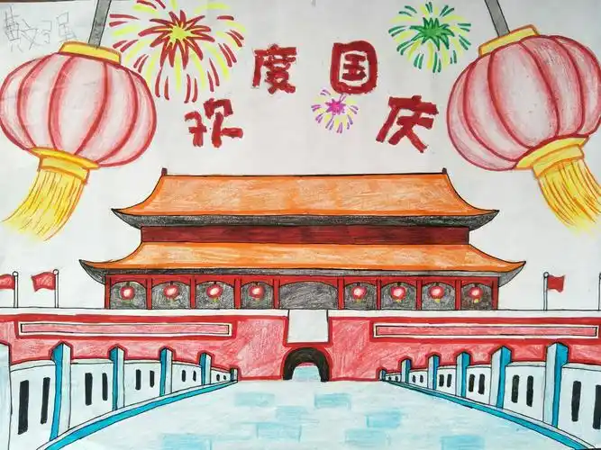 一年级的小朋友,在家长的帮助下完成了一幅幅美丽的作品!