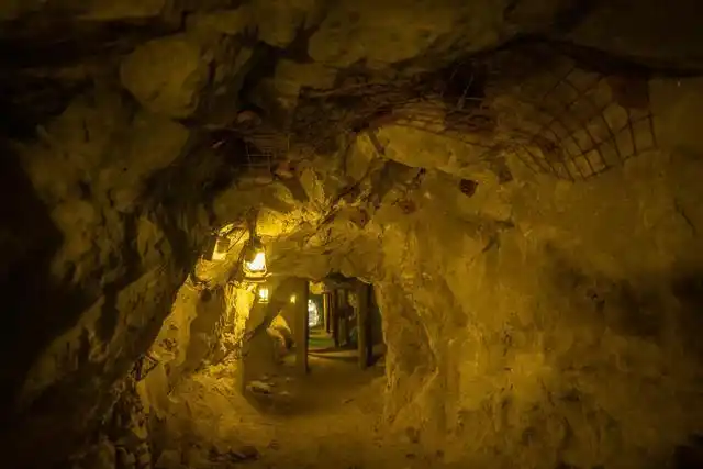 原创阿依果孜矿洞神奇的工业旅行实在是太好玩了