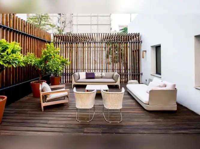 庭院设计   #户外沙发   #户外座椅   #户外休息区   #花园休闲区域