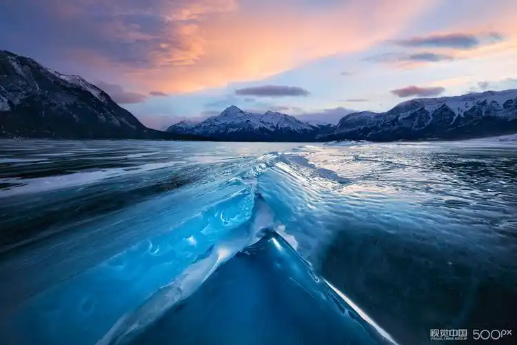 落基山寒冰 blue ice @ abraham lake, canadian rockies
