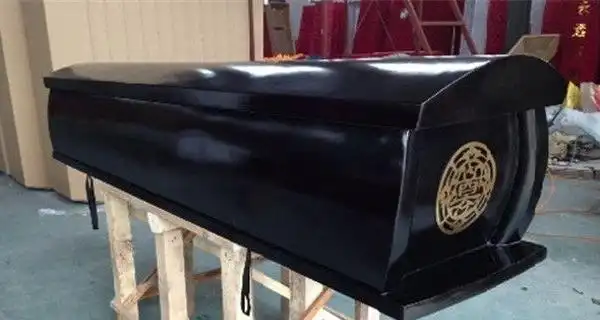 梦见棺材是什么意思女人梦见黑棺材有什么预兆