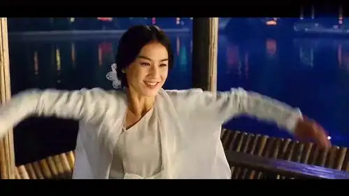 白蛇传黄圣依版本,白衣的黄圣依太美了,真的是爱了