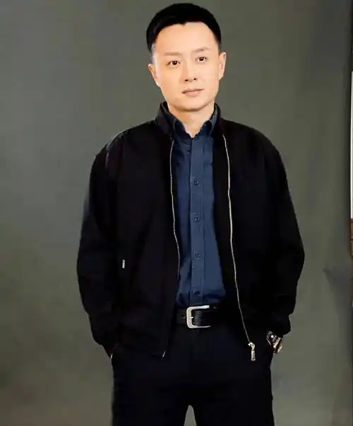 《狂飙》吴健自曝仅有两三个镜头原因,昔日顶流能再度翻红吗?