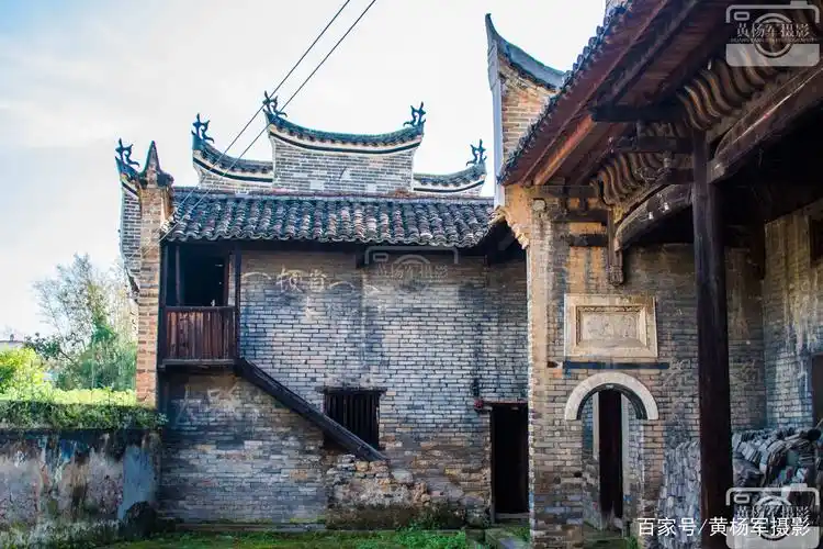 青砖房 - 热门商品专区