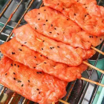 铁板里脊肉片油炸烧烤肉串手抓饼专用串串香鸡肉里脊肉串1大包50串