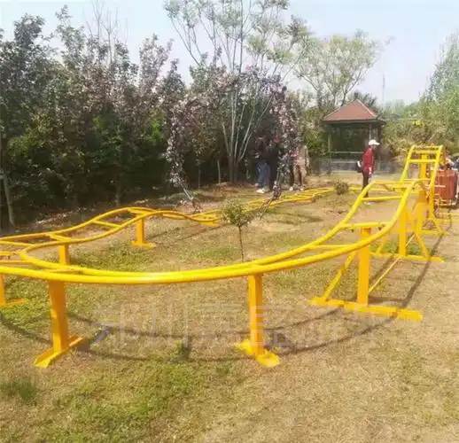 适合景区摆放的无动力 游乐设备 坑爹车 轨道爬山车 小型过山车