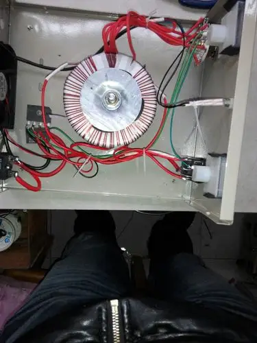 12v--24v充电机充满电后自动断电的充电机电路图(我有24v的环形变压器