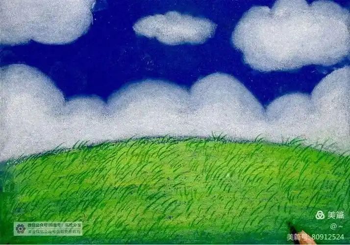 最后我们细心地调整画面 在草地的部分还可以用彩铅刻画出小草 增强