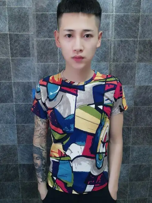 社会精神小伙短袖男修身翻领半袖社会人快手红人网红同款短袖t恤