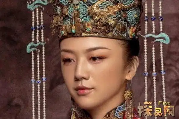 孝恭孙皇后十余岁就被选入宫中,由太子朱高炽的正