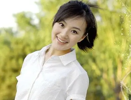 战菁一个人资料和图片 战菁一老公是谁