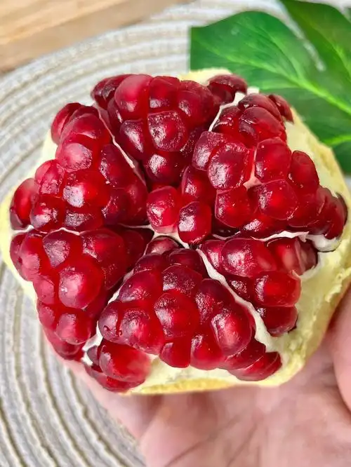 我要说一万次这个石榴真的特别甜
