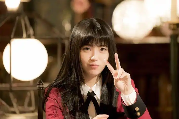 关于日剧《我家女儿交不到男友》女主滨边美波的 7 件事