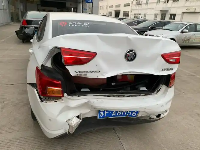 好好的车要切割变成事故车了,还没得一分钱额外赔偿.