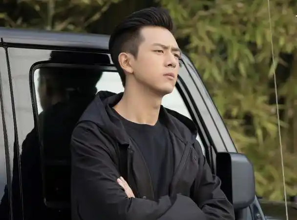 亲爱的杨紫一见钟情被揭穿李现暖心上线韩商言变得讨喜