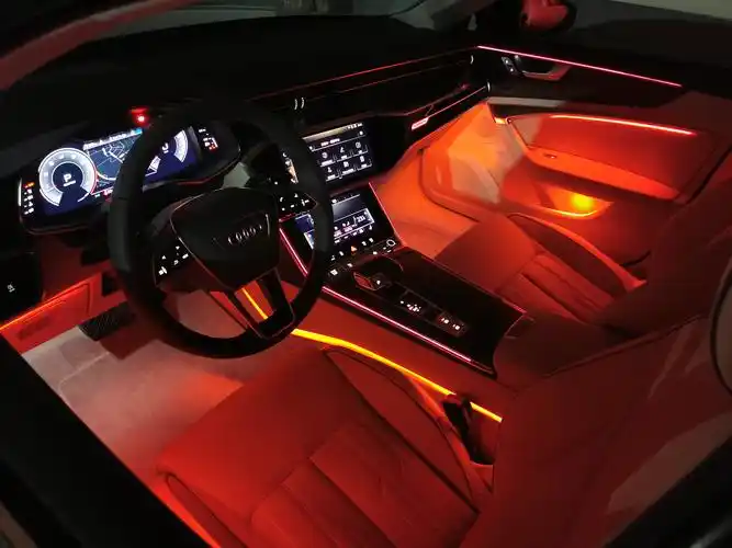 全新一代一汽奥迪a6l内饰氛围灯真的酷炫