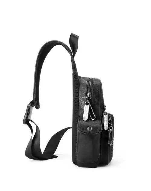 黑色日韩潮流胸包