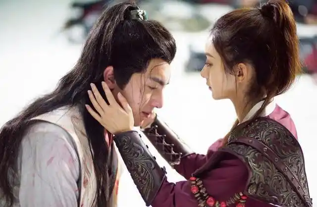 近日,由林更新,赵丽颖主演的《特工皇妃楚乔传》这部