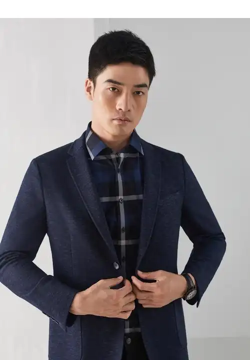 雅戈尔男装时尚都市羊毛混纺 修身剪裁 优雅素色蓝色西服