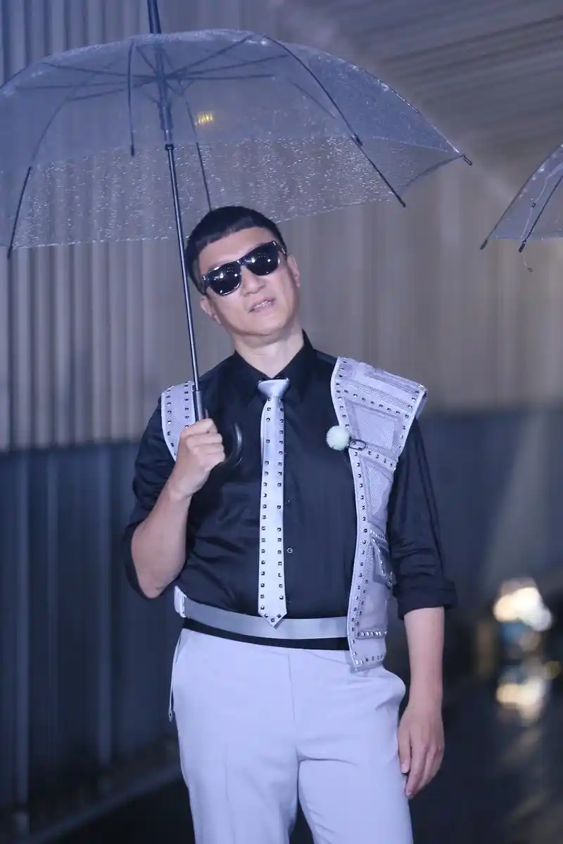 《极限挑战》"极挑团"迎最烧脑挑战 人类与"ai人"上演最强较量