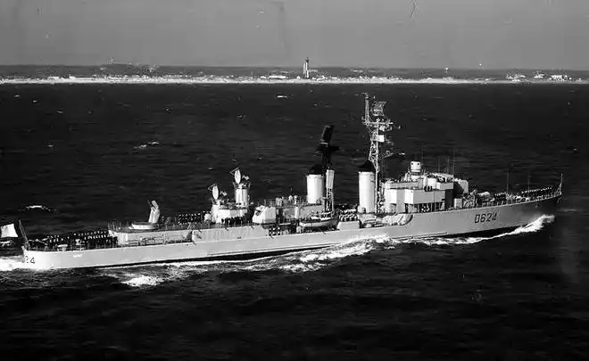 t53型驱逐舰在冲突后加装了 鞑靼人防空导弹作为这次冲突的直接影响