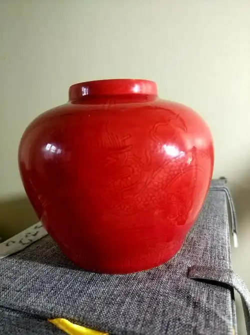 更成为各朝瓷器艺术之首, ,成化高温红釉