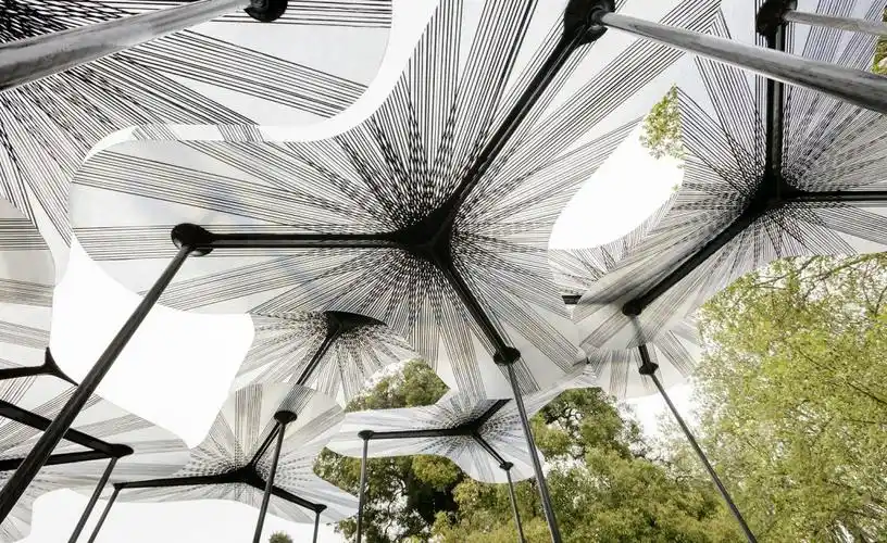 【来去看看~】花儿的力量:amanda levete建筑师以「花瓣」森林妆点