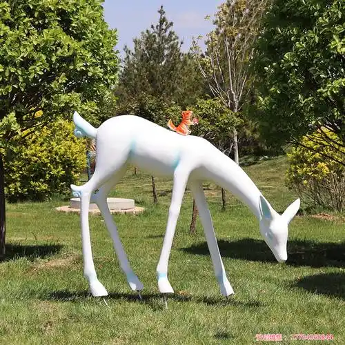 玻璃钢动物吉祥鹿雕塑 景观美陈小品草坪摆件