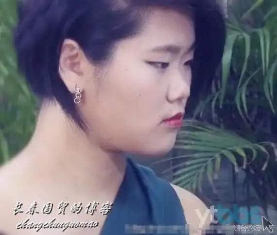 央视名嘴子女长大后罕见近照毕福剑女儿变样