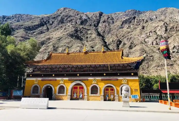 和静旅游图片,和静自助游图片,和静旅游景点照片 - 马蜂窝图库 - 马