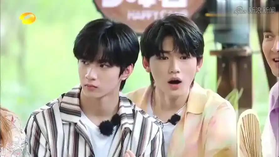 台风少年行:姚景元买粉丝和火腿肠砍价三招,宋亚轩在一旁很羡慕