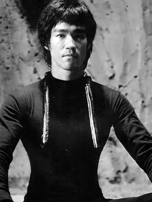 明星 人物-李小龙