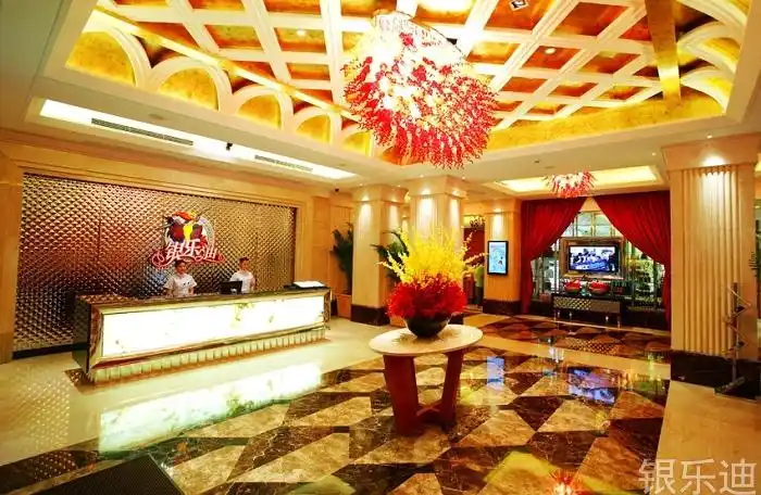 在杭州东方魅力新精英汇夜总会招聘中可以为众多的应聘者们提供更多的