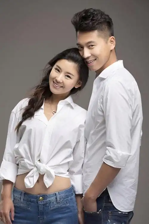 李小萌38岁生日王雷浪漫庆生,夫妻俩高调撒糖,身材好到没朋友