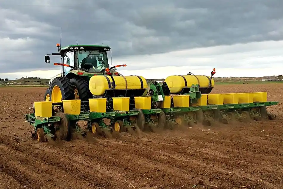 美国玉米的亩产量有多高?和中国相比,有多大差距?