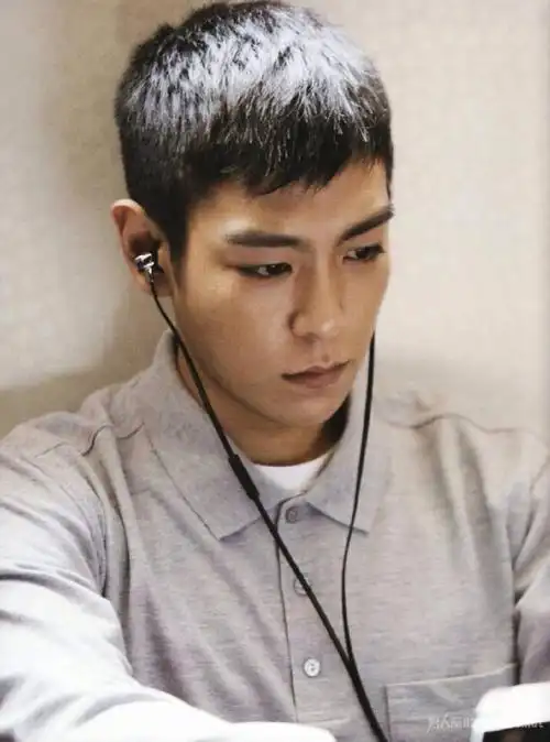 涉嫌吸毒经纪公司已承认