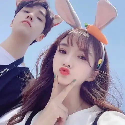 恋爱萌兔_好看的情侣头像图片_扣扣居