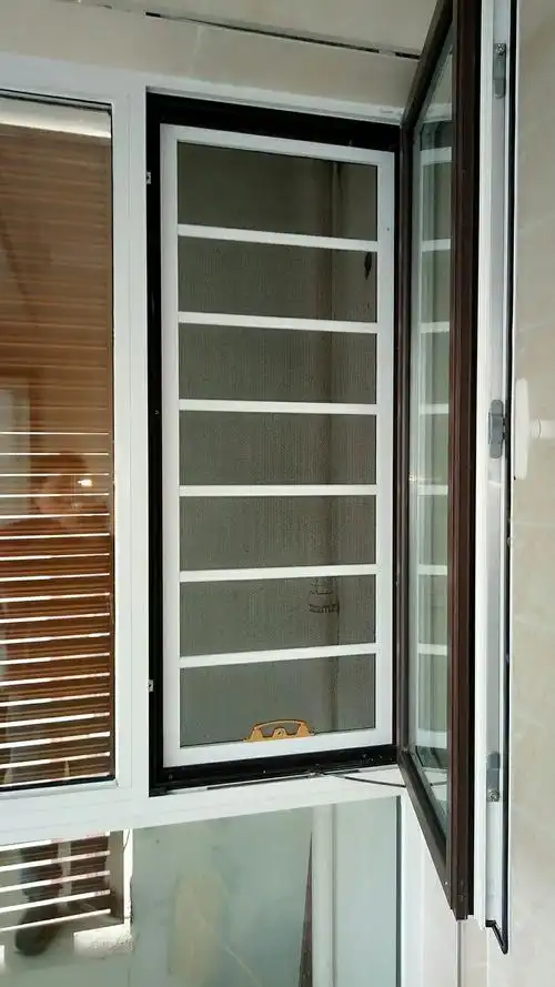 天润金刚网防护窗,防护栏