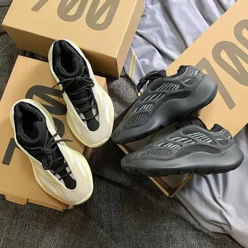 yeezy椰子700v3异形夜光跑步运动鞋ins老爹鞋过单鞋