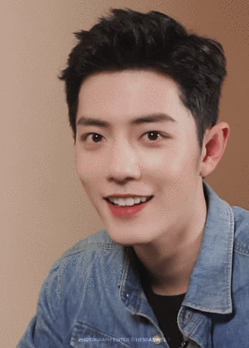 有种心动叫肖战的笑容杀,分分钟融化掉你的心,太治愈了