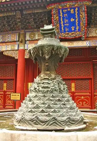 雍和宫大殿前的须弥山(图片来源:资料图)外星人是否存在,当今科学界