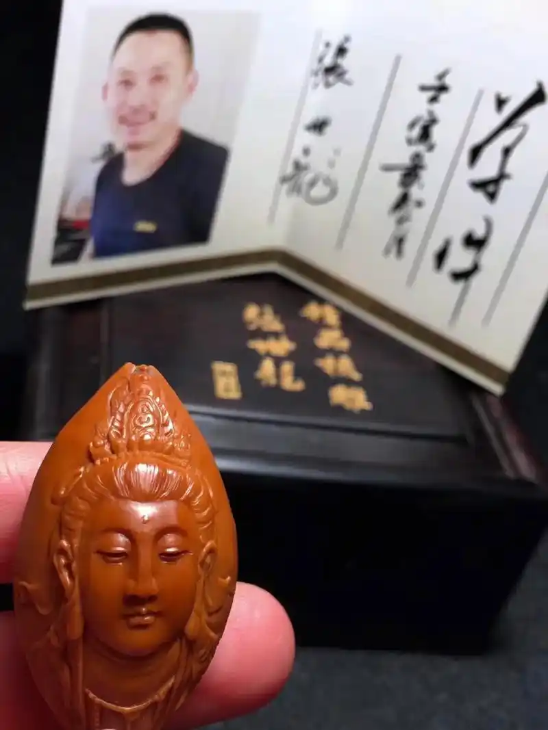 【张世龍】本工【观世音】#核风细语 #橄榄核雕纯手工 #纯手 - 抖音