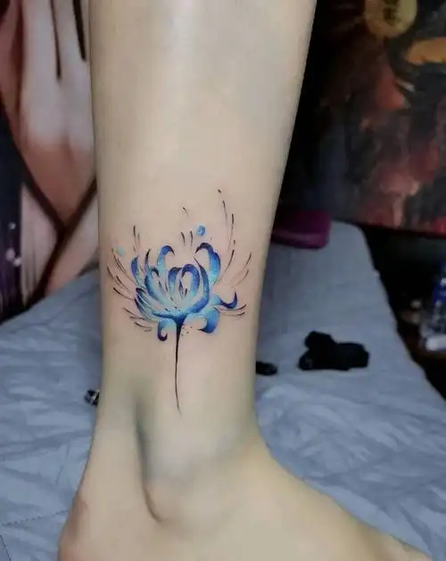 彼岸花纹身图片_腿部纹身图案