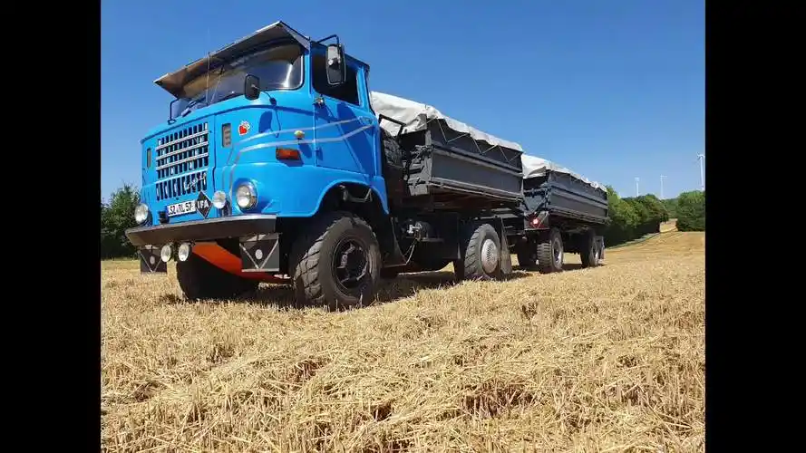 东德ifa w50 卡车牵引全挂车收粮食 2020年