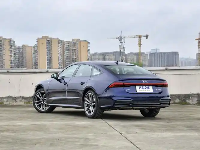 2021款奥迪a7.车尾部位